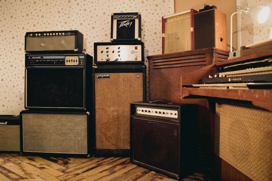 Vintage amps at Buffalo Studio Sheffield